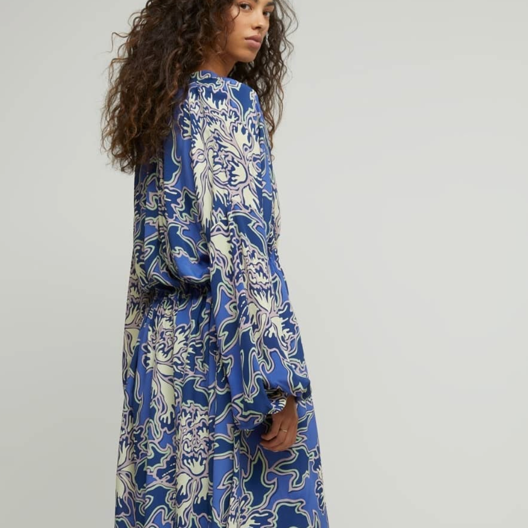 Robe Relaxed Fit