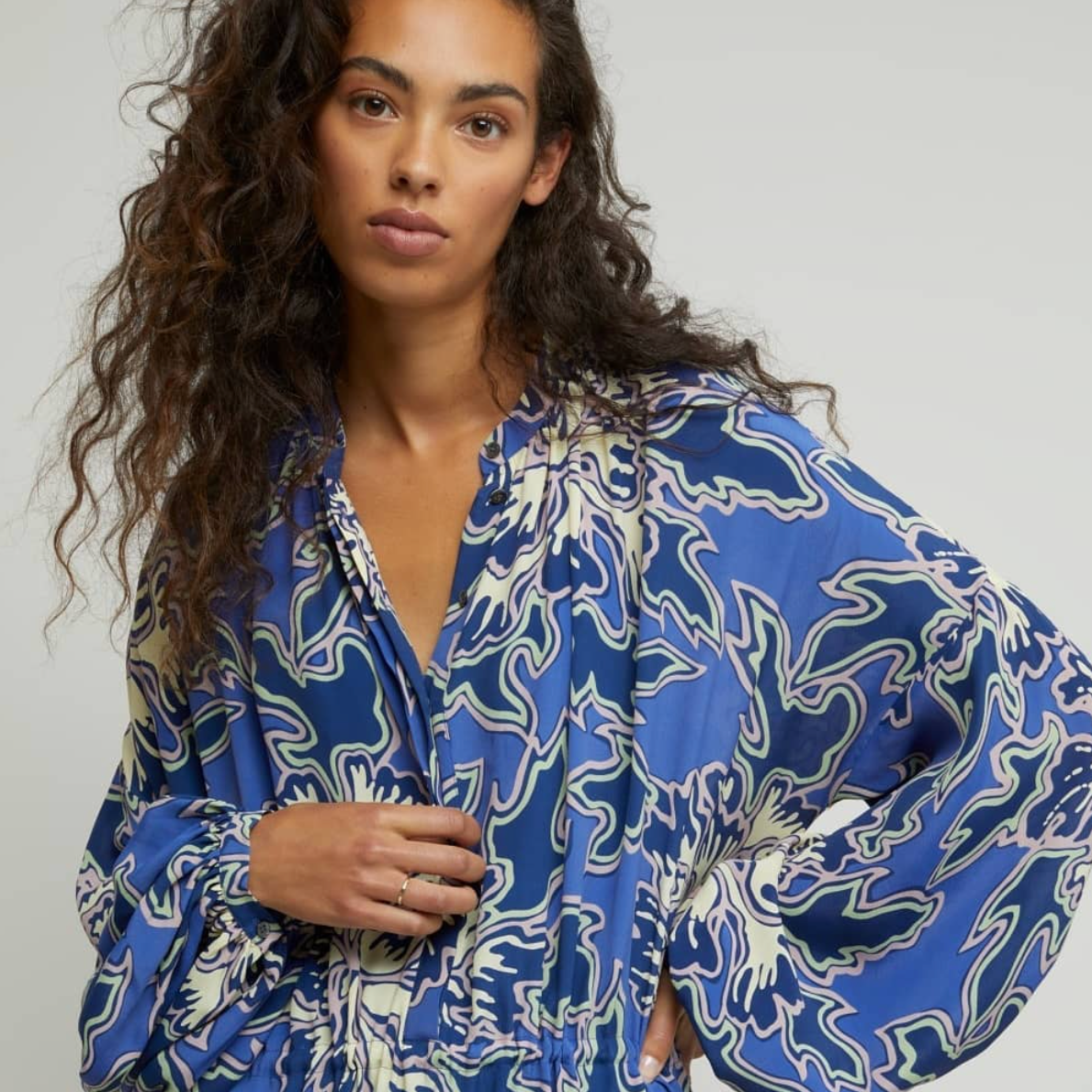 Robe Relaxed Fit